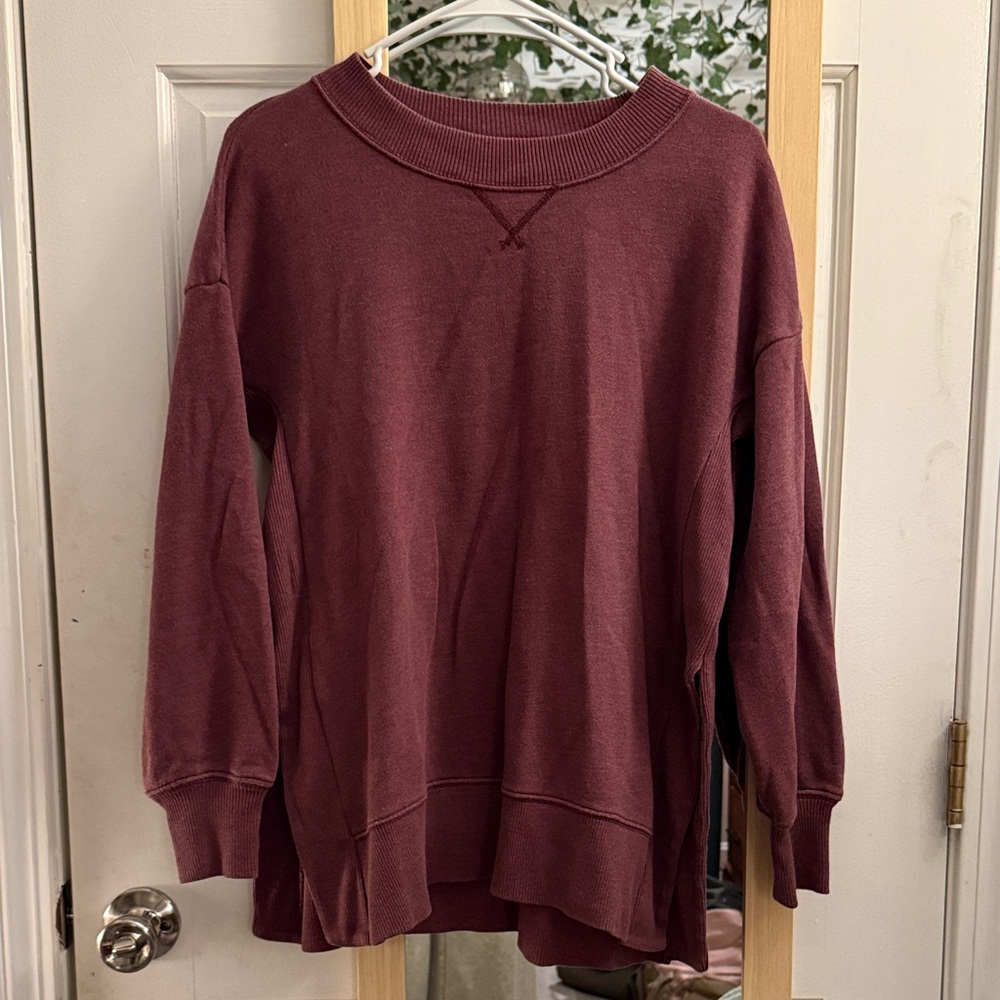 Aerie Oversized Crewneck Sized Crewneck Size XXS, maroon